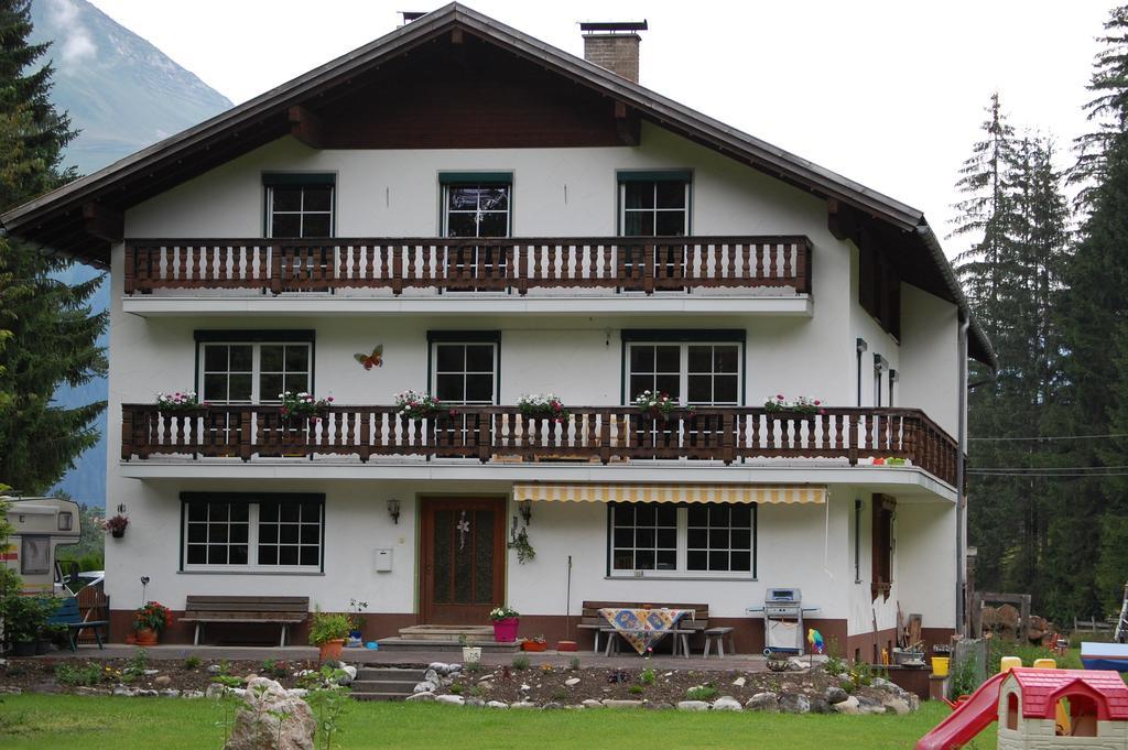 Haus Waldrast Apartment Elbigenalp